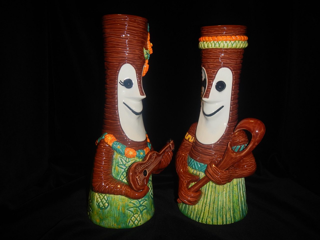 Hula Bobette and Hula Tiki Bob (10)