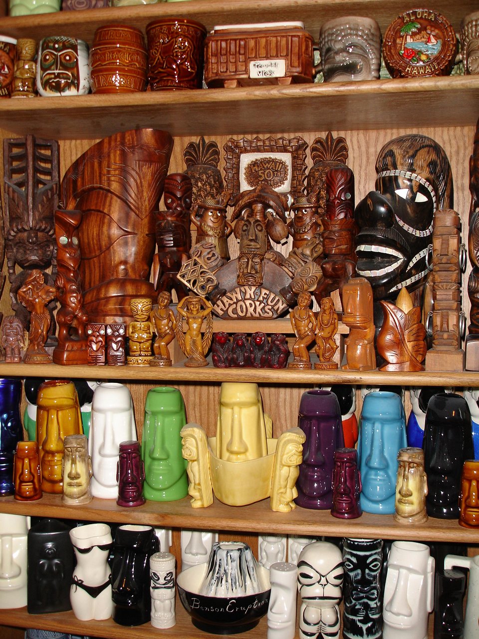 Tiki Jungle Room 006