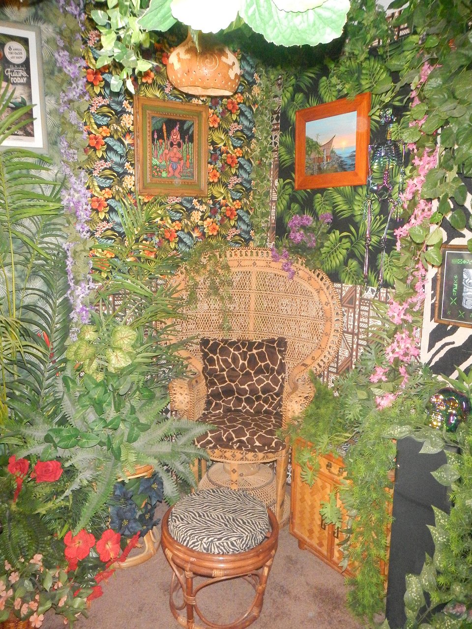 3 8 26 tiki room (17)