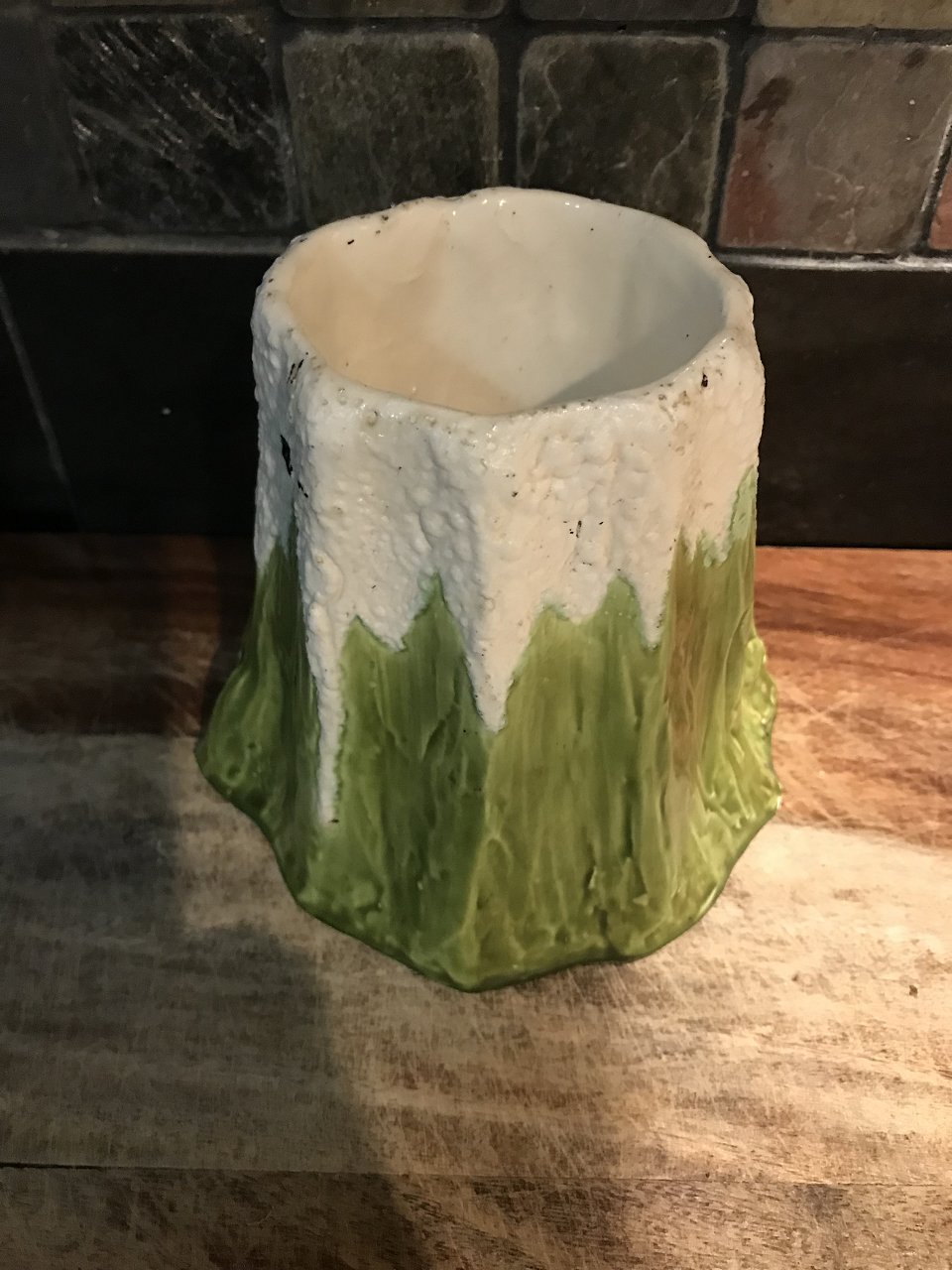 98B18A83-57F1-4256-B35D-10E19B3068AB