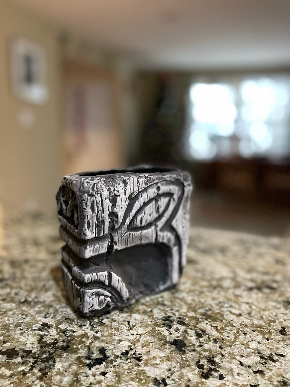 6070FEF9-3AFC-44F4-92DA-FB5FF4BA042E