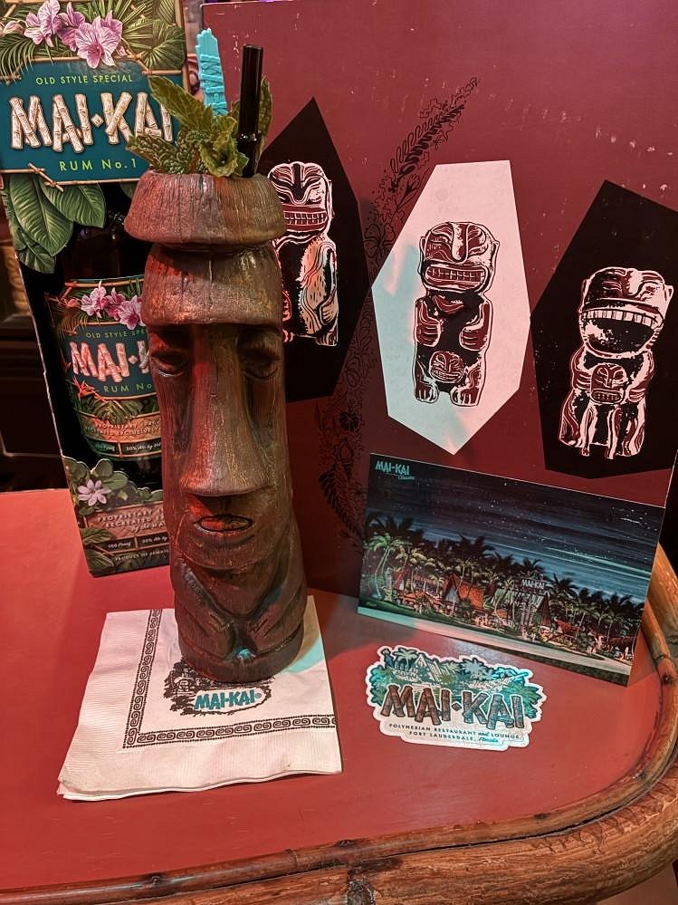 Mai-Kai-Moai_093026_999