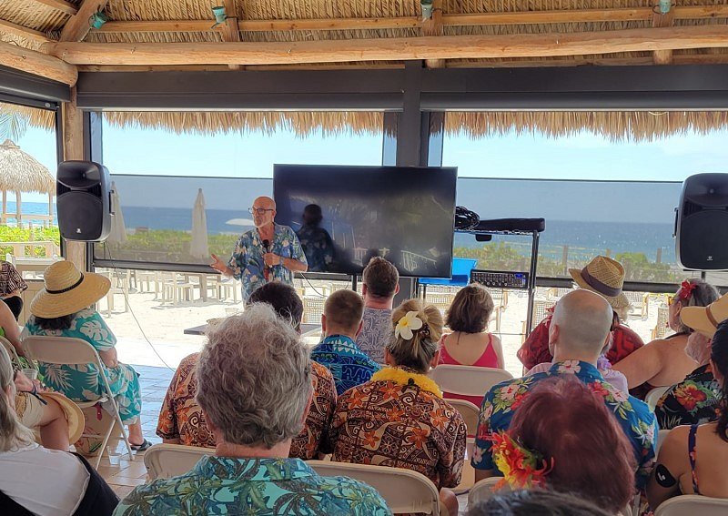 Hukilau2024-Honu-Will-Anders-talk_LP